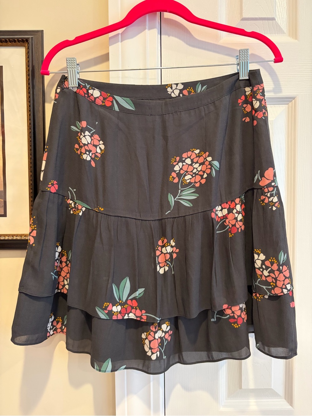 LOFT Floral Tiered Gray Skirt